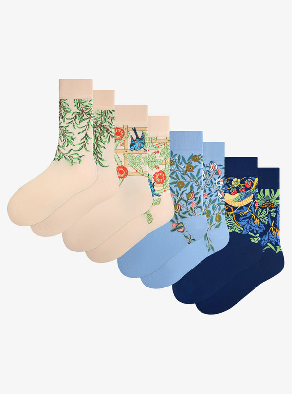 William Morris Kollektion 4er-Pack von Kunstsokken: Willow Bough, Trellis, Pomegranate und Strawberry Thief Socken nebeneinander